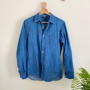 Light denim shirt